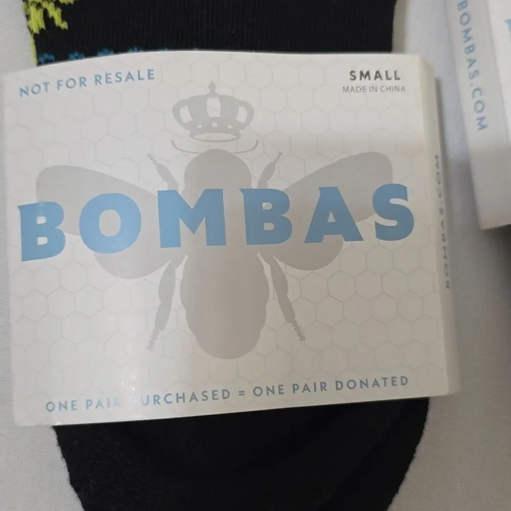 Bombas Black Athletic‎ Socks with Color Accents S